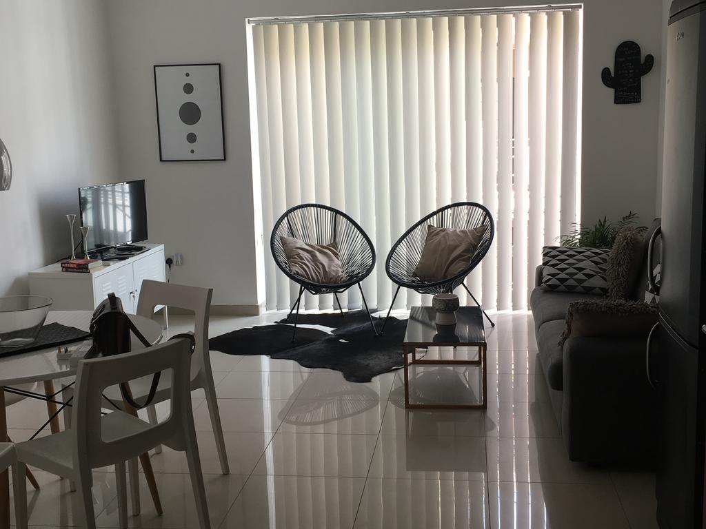 Simons Apartments Minutes Away From Balluta Bay And St Julians Sliema Exterior foto